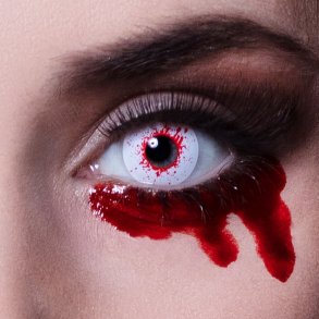 Farvede kontaktlinser, blodige