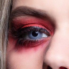 Farvede kontaktlinser, Vampyr