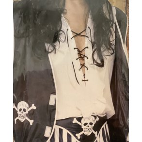 Piratst med vest, hat og blte